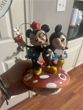 Disney Miss Mindy, Mickey and Minnie mouse Figurine on Mushroom